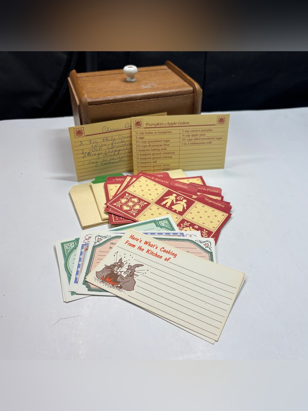 Vintage Wooden Recipe  Box Holder With Lid Cards Grandma Core Country
